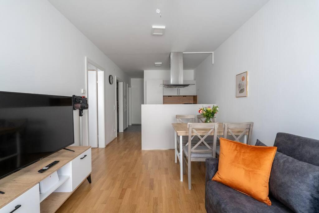 Urban 1Br Retreat, Easy City Link By Hm Viyana Dış mekan fotoğraf