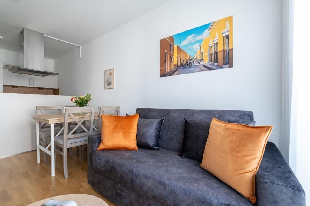 Urban 1Br Retreat, Easy City Link By Hm Viyana Dış mekan fotoğraf